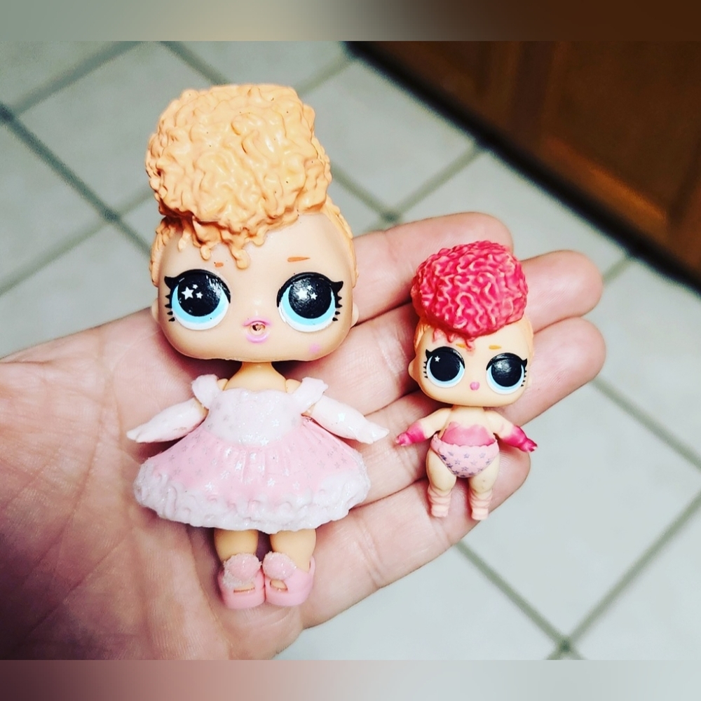 LOL Surprise Dolls Under Wraps Eye Spy Series Goodie & Lil Sis